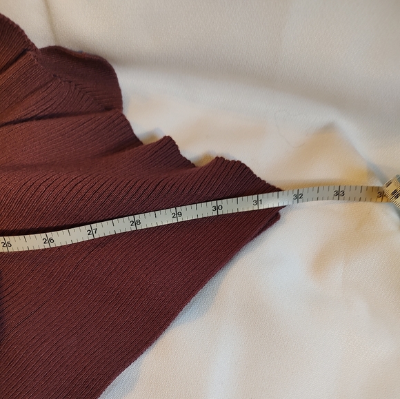 Elegant Dusty Plum Sweater - Picture 5 of 5